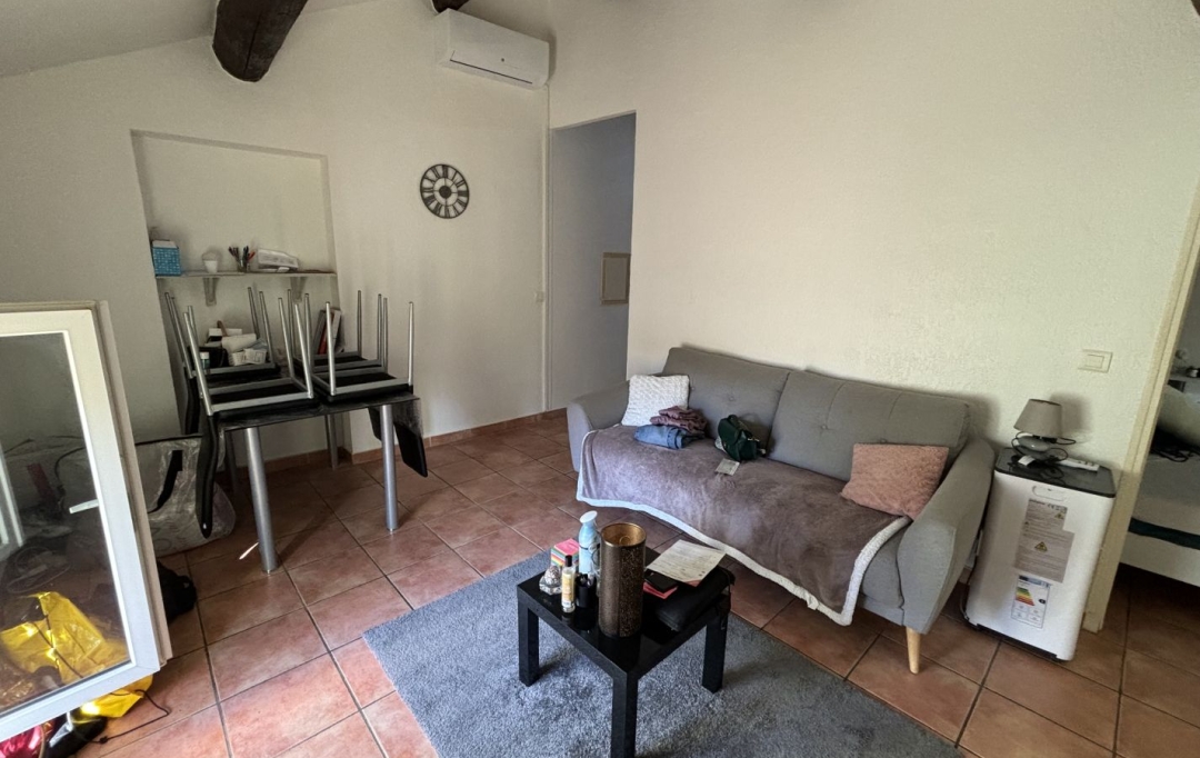 Annonces ARAMON : Appartement | REMOULINS (30210) | 36 m2 | 505 € 